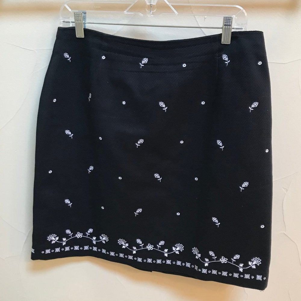 Talbots Black Cotton Skirt with Flower Design 14P